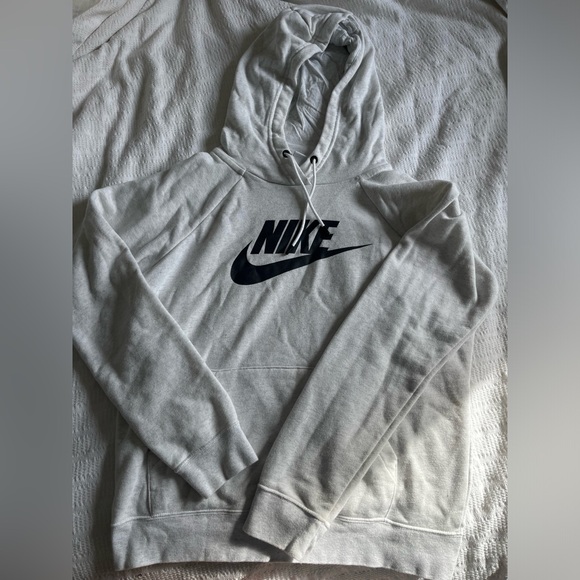 Nike Hoodie - Picture 1 of 2